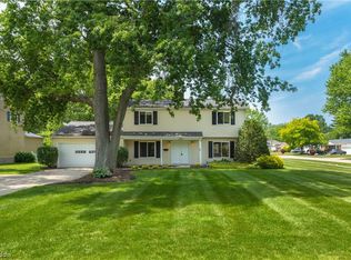 6768 Fitch Rd, Olmsted Township, OH 44138