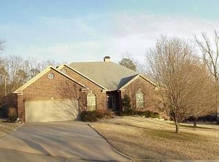 3 Hunter Ct, Little Rock, AR 72211