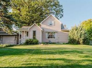 834 17th St NE, Owatonna, MN 55060