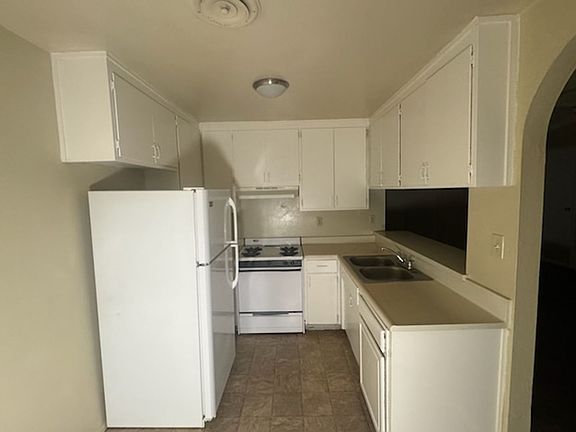 5th image of 1301-1309 Ensenada Dr #1305-07ED