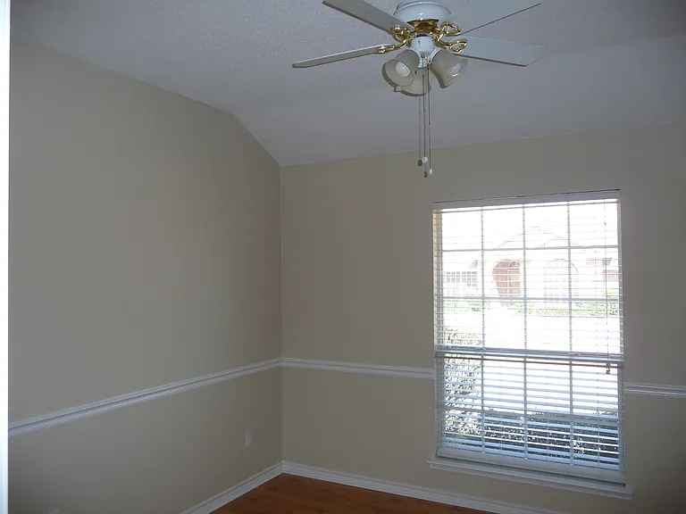 5601 Tulip Dr — Photo 14