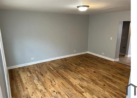 303 S Springfield Ave — Photo 9