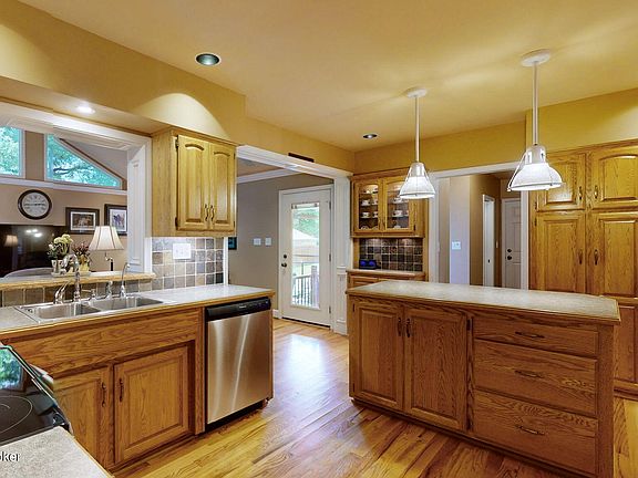 2nd image of 10804 Bell Rock Ct