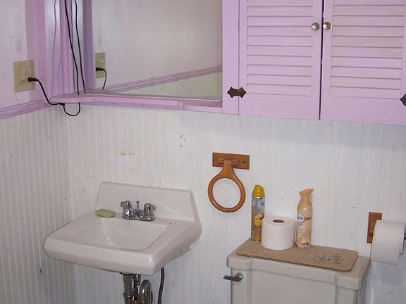 5th image of 83 Elmwood Road