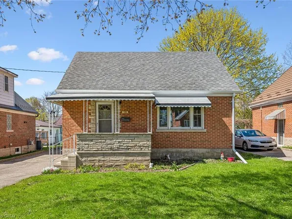 128 Mausser Ave, Kitchener, ON N2M 3K5