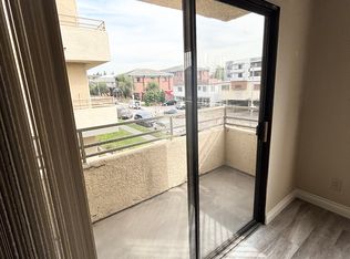 428 Hawthorne St #DF7F97B20, Glendale, CA 91204