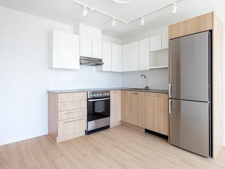 1108 Pendrell St — Photo 38