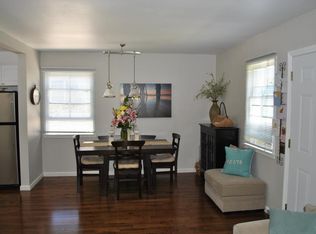 1907 Huntington Ln, Redondo Beach, CA 90278