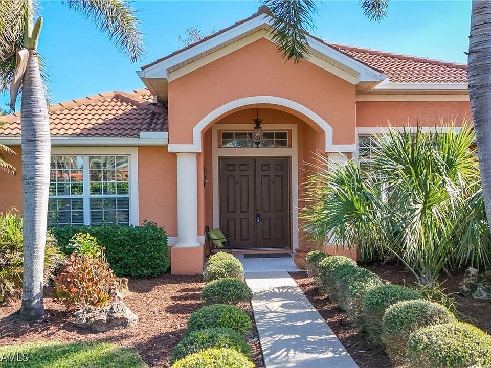 1st image of 9794 Las Brisas Ct
