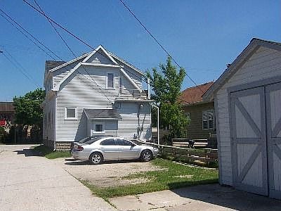 2nd image of 1424 S 8th St