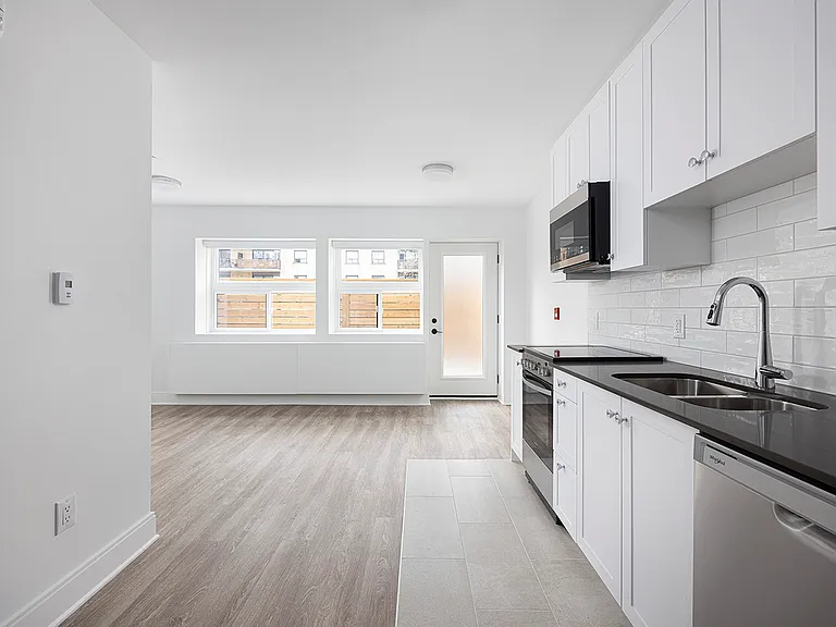 67 Parkwoods Village Dr — Photo 7