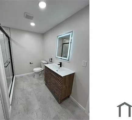 4 bed, 1200 sqft, $2,550 — Photo 1