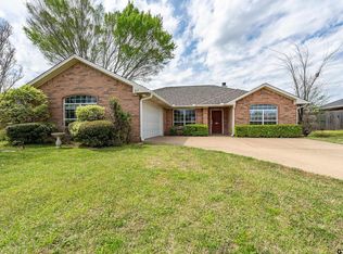 207 Willow Rd, Bullard, TX 75757