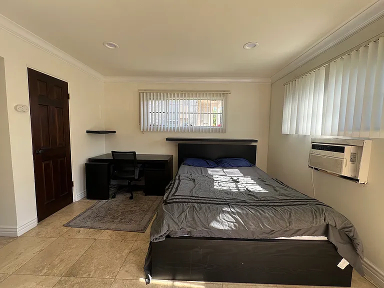 5255 Denny Ave — Photo 16