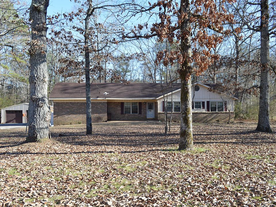1st image of 657 Live Oak Trl NE