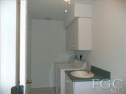 5th image of 3723 SE 21st Ave