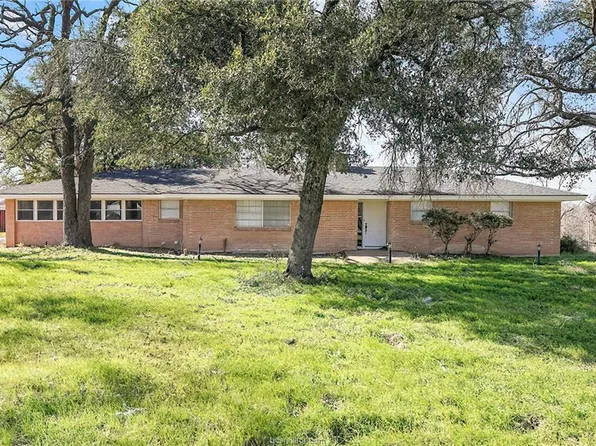 5000 S State Highway 6, Hearne, TX 77859