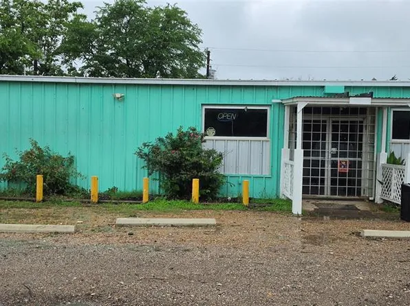 9910 County Road 3622, Quinlan, TX 75474