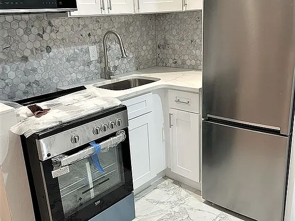 2nd image of 417 3rd Ave APT 3b
