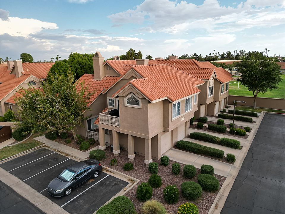 1st image of 1633 E Lakeside Dr Unit 75