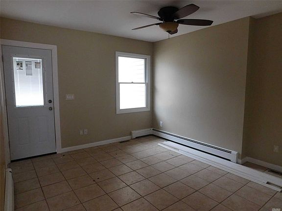 5th image of 138 Center St