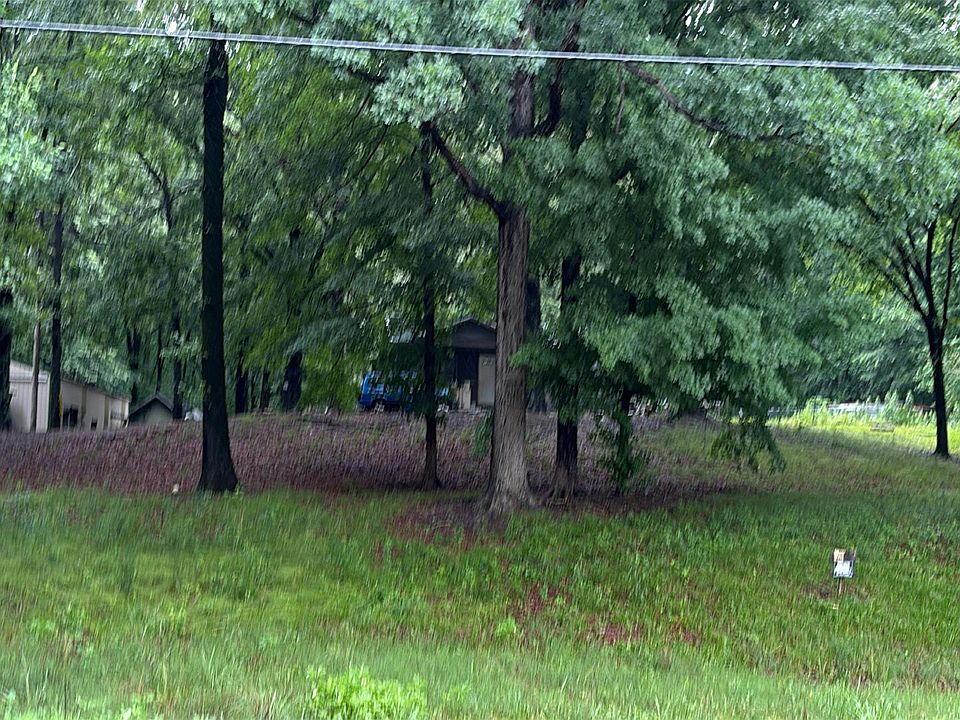 1st image of 253 Meeks Rd