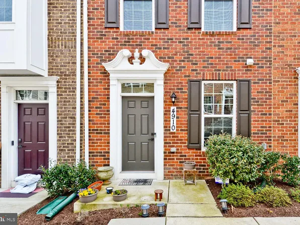 4910 Crest View Dr, Hyattsville, MD 20782