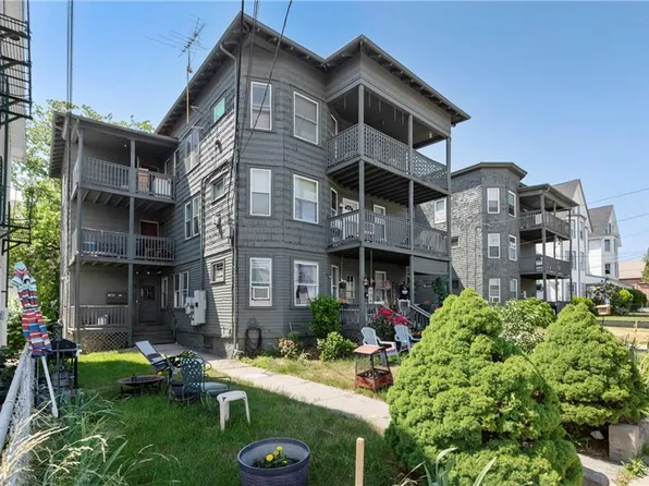 414 Rathbun St APT 1, Woonsocket, RI 02895