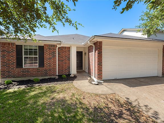 5th image of 15302 Faircrest Ct