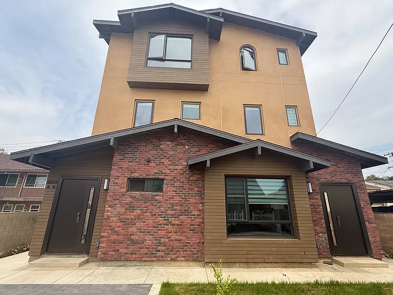 5939 Primrose Ave #B — Photo 14