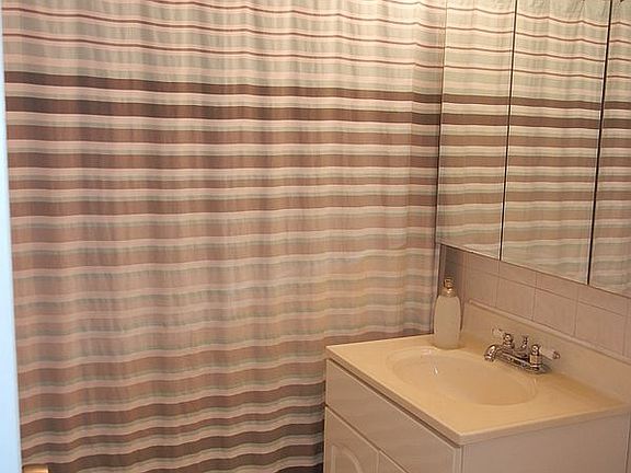 4th image of 118-17 Union Tpke APT 15J