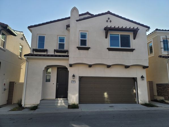 455 Meyer Pl