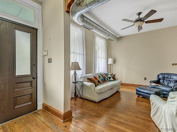 4th image of 312 W 36th St