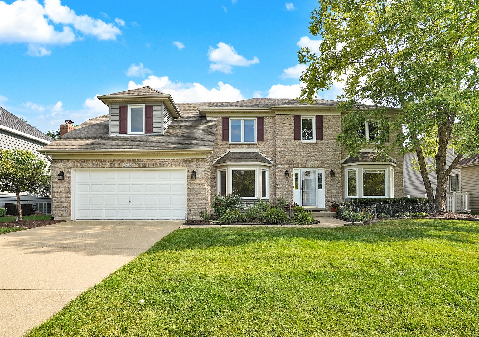 2704 Fairhauser Rd, Naperville, IL 60564 | Zillow