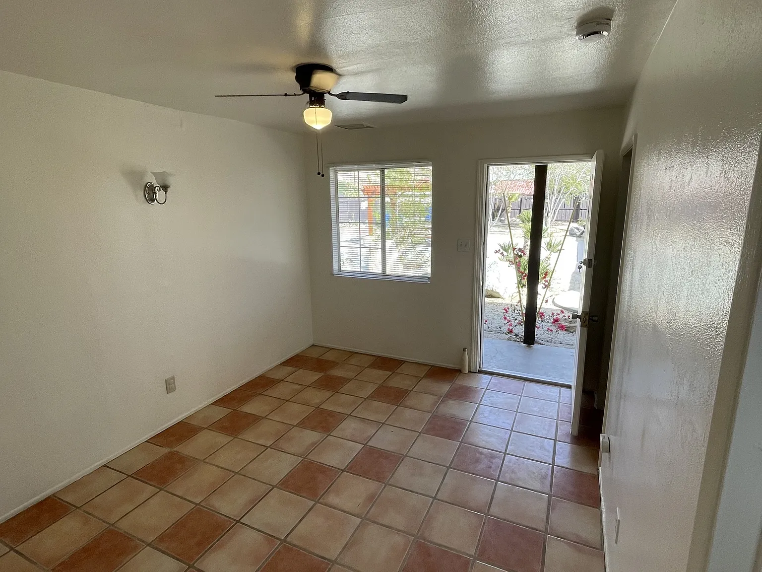 Cahuilla Villas - 5 — Photo 3