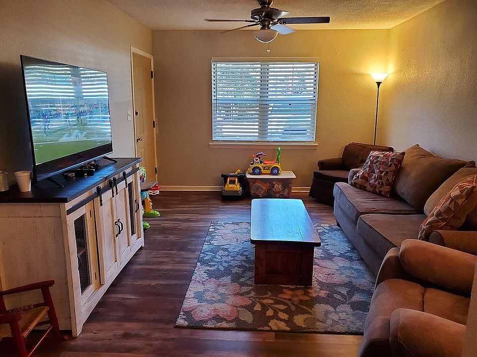 1st image of 1604 Campa Dr