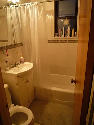 Rented by New Yorker Realty | media 19