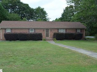 37 Wood Cir, Taylors, SC 29687