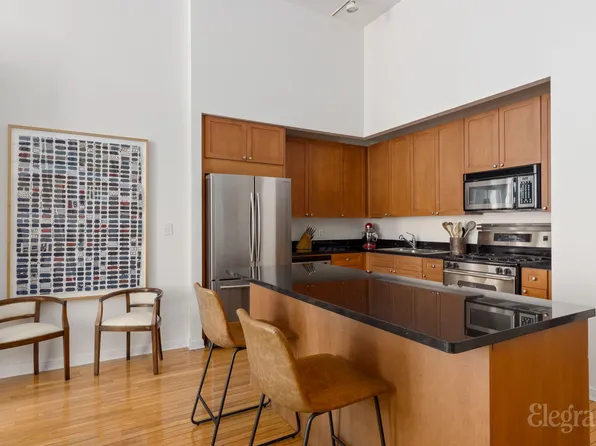 252 7th Avenue image 8 of 16