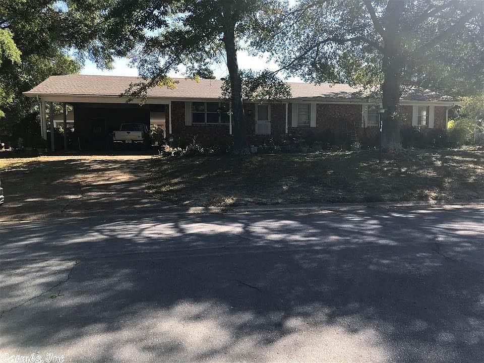 1st image of 116 W Steward Dr