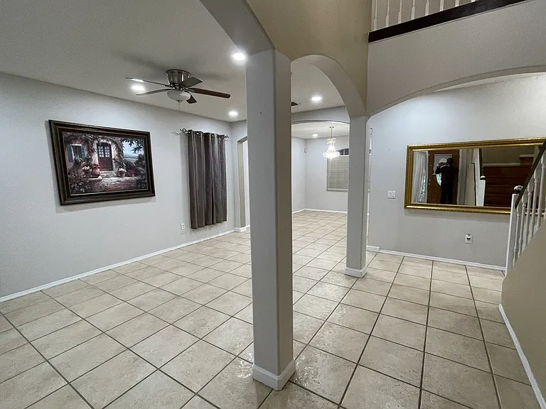 Bridgeview Cir — Photo 43