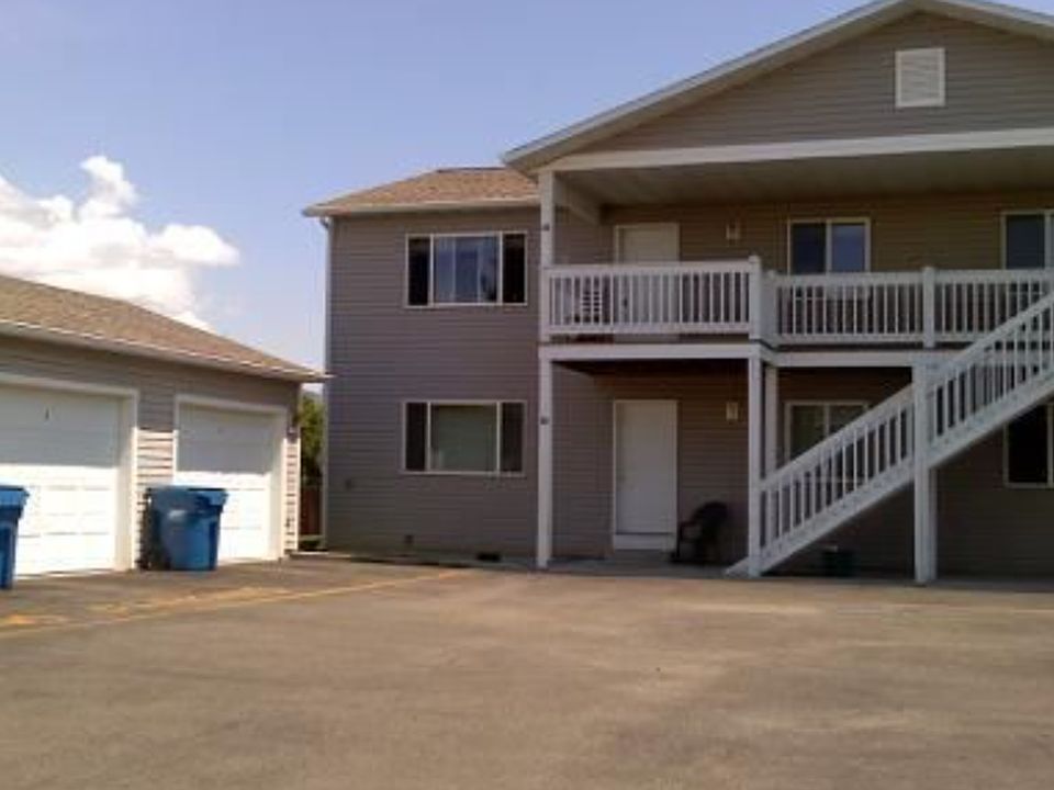 1st image of 34 Michael Grove Ave