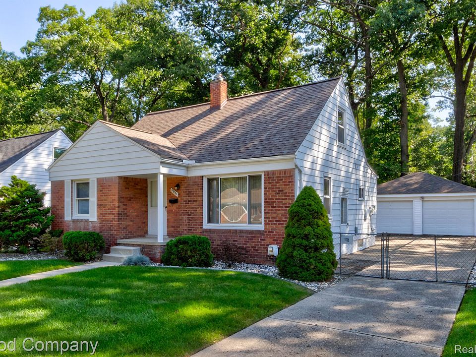 1st image of 23830 Meadowlark St