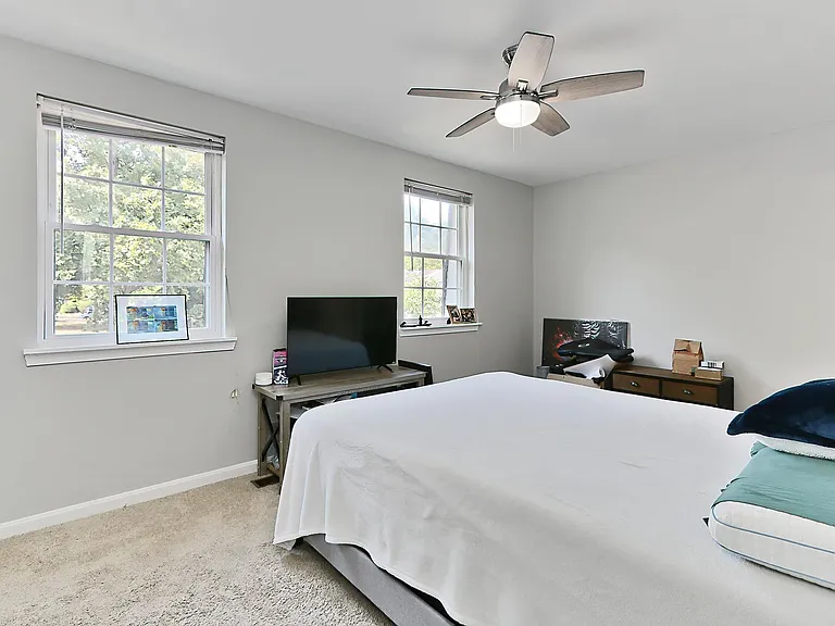 7844 Snead Ln — Photo 6