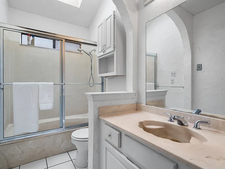 5590 Spring Valley Rd #H203 — Photo 15