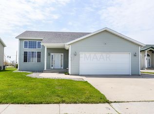 907 39 1/2 Ave W, West Fargo, ND 58078