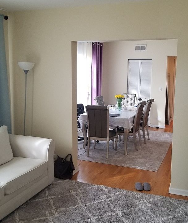 1st image of 3422 W Leland Ave APT 3E