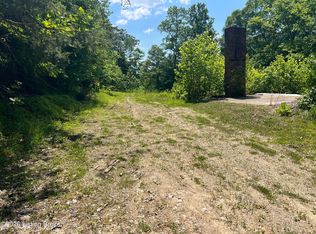 13305 Bearcamp Rd, Louisville, KY 40272