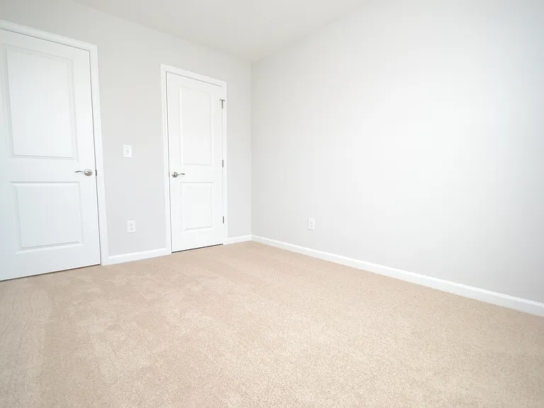 1226 Bessie Ct — Photo 31