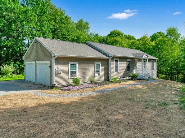 22 Gladys Drive, Oxford, ME 04270